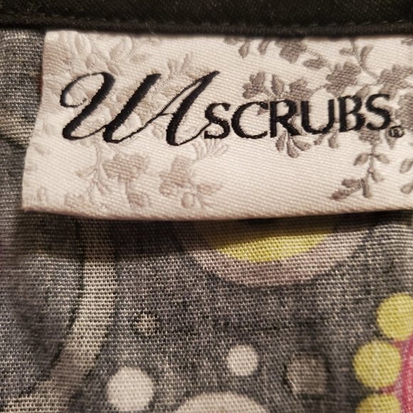 Nursing Uniform Top - Picture 3 of 3